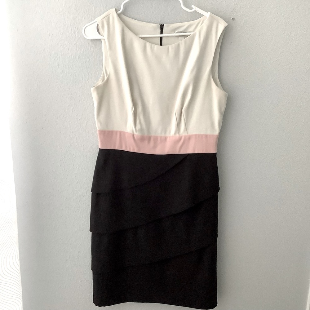 Sleeveless Colorblock Sheath Dress in Ivory, Blush & Black